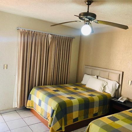 Hotel Los Vergeles Villa Hidalgo  外观 照片