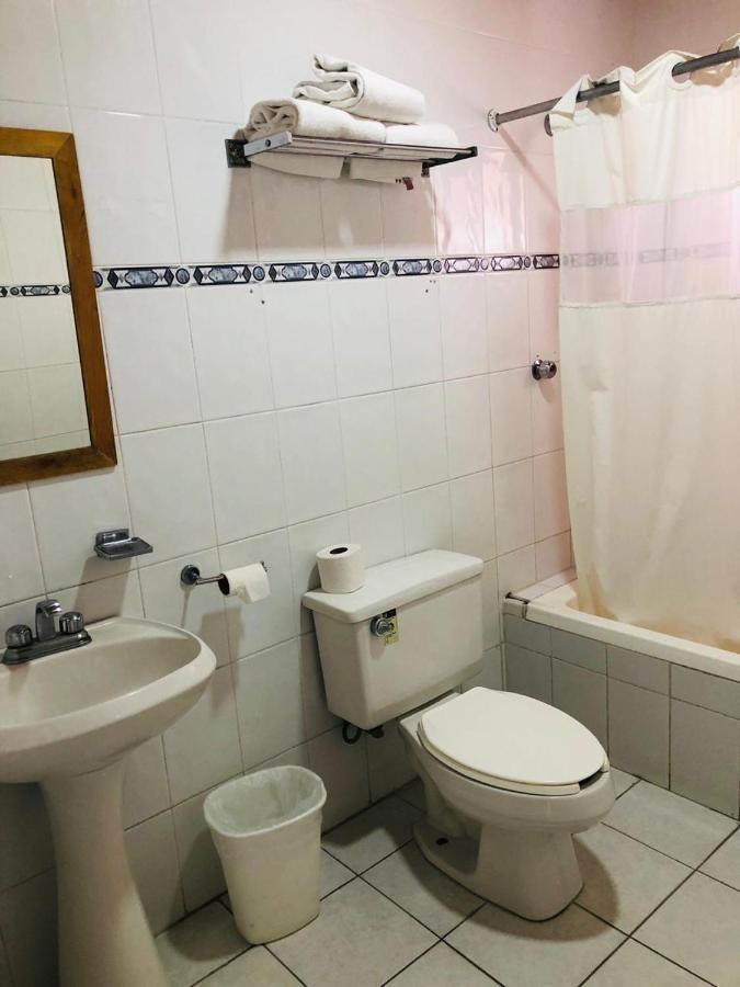 Hotel Los Vergeles Villa Hidalgo  外观 照片